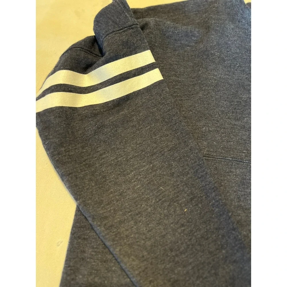 Notre Dame Fighting Irish NCAA Top Gray Long Sleeve‎ Spirit Jersey